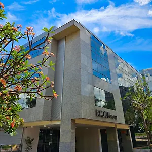 4* Hotel Naoum
